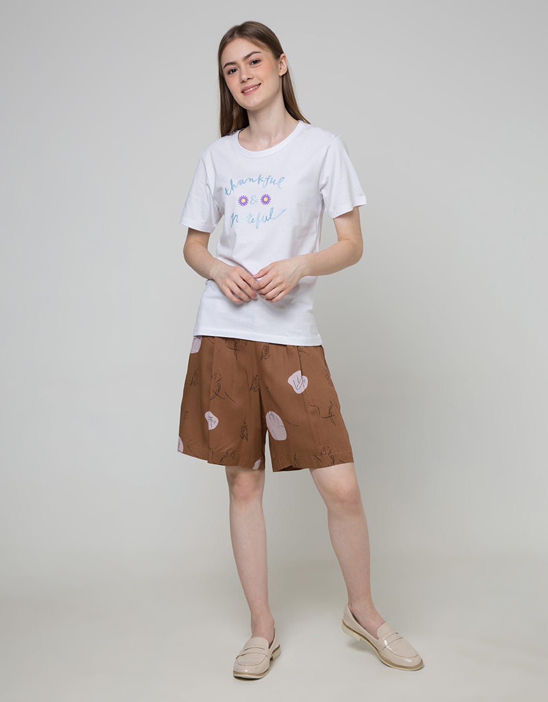 Details Short Sleeve T-Shirt Wording Grateful