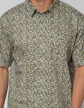 Izzue Kemeja Lengan Pendek Fullprint