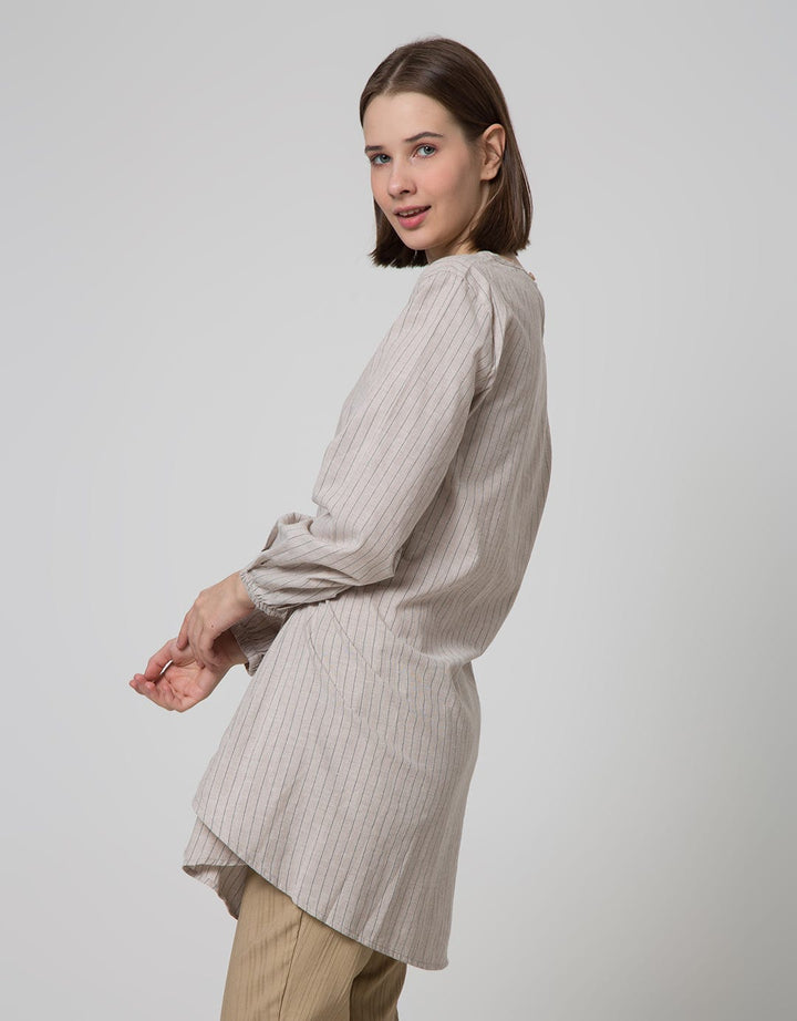 Simplicity Big Button Tunik