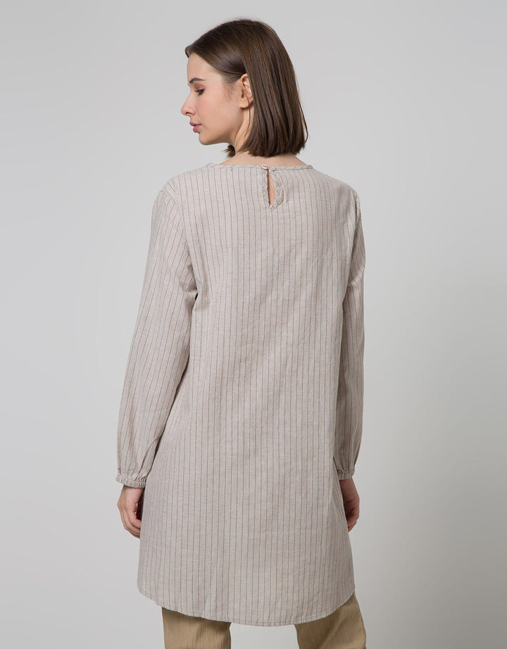 Simplicity Big Button Tunik