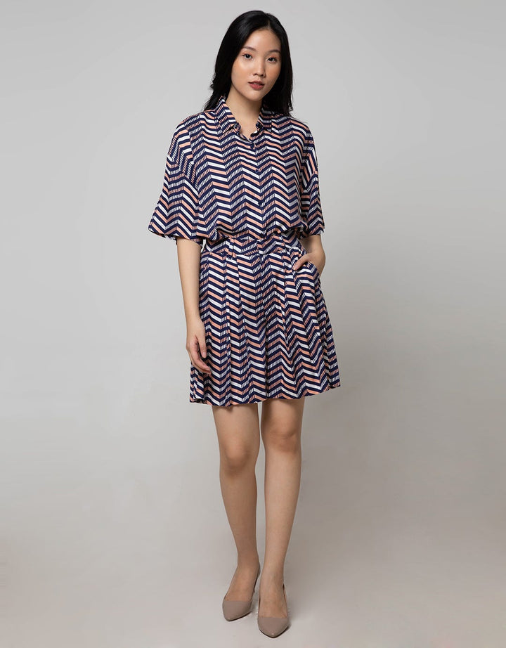 Details Short Pants Print