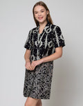 Arjuna Weda Sackdres V-Neck