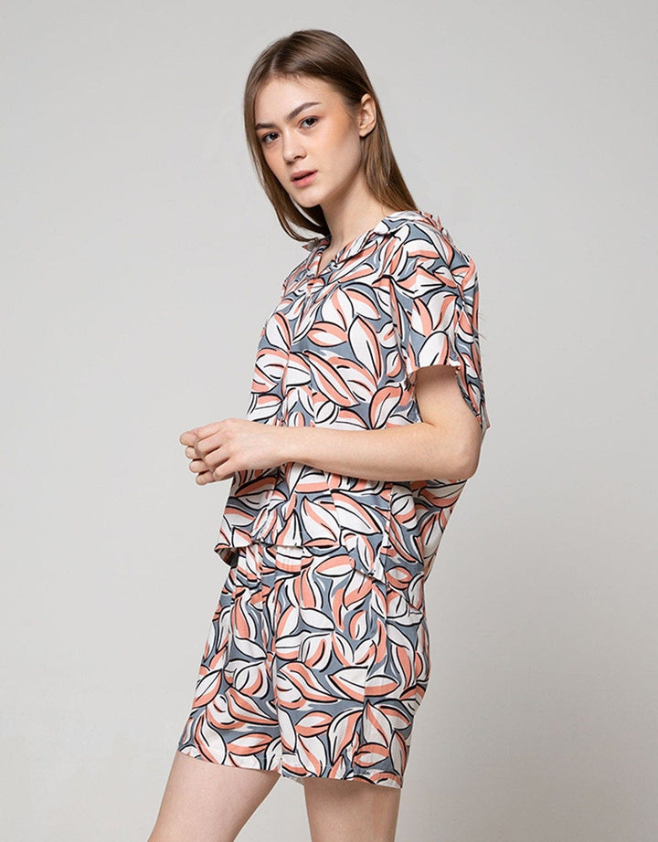 Nevada Short Sleeve Pajama Shorts Leaves