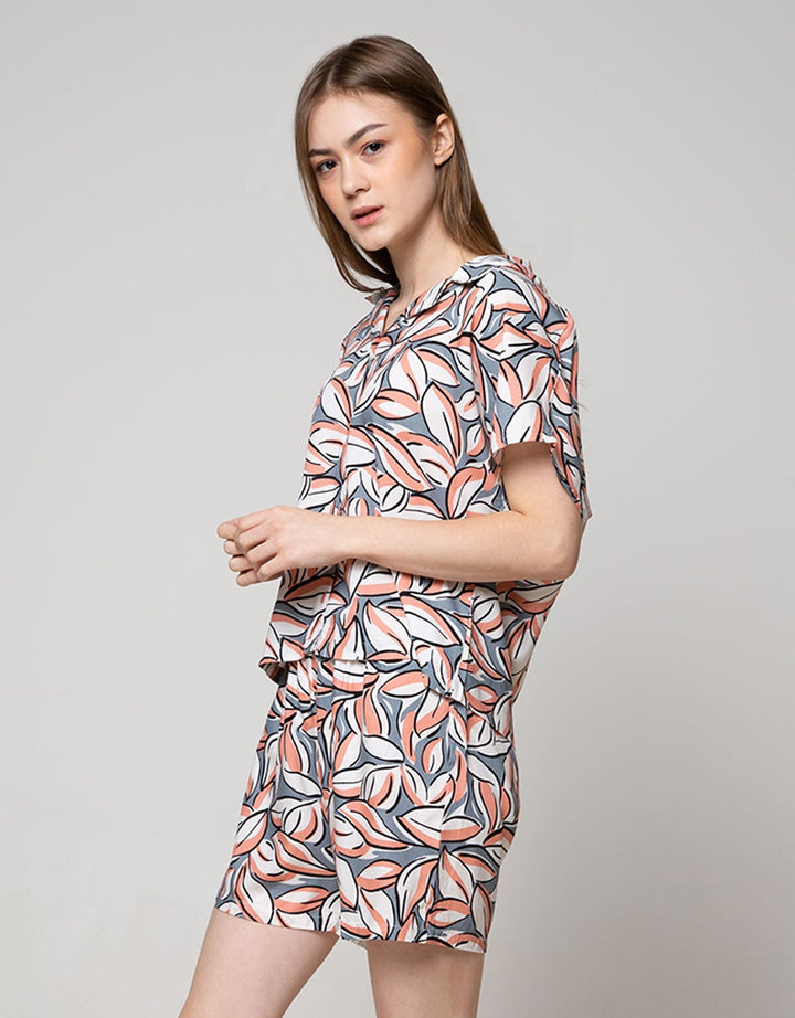 Nevada Short Sleeve Pajama Shorts Leaves