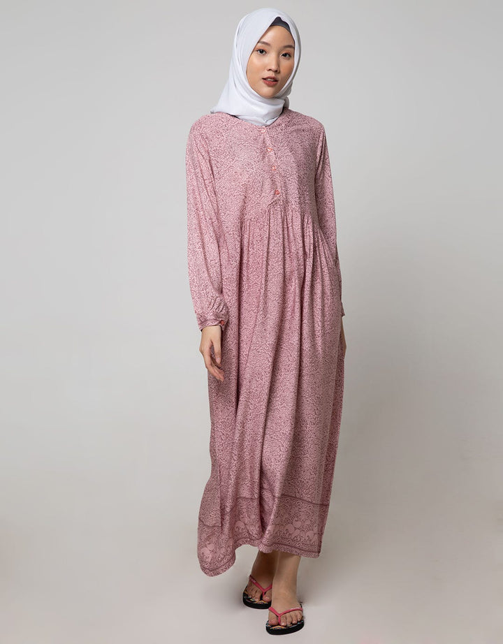 St. Yves Long Sleeve Maxi Dress Classic Print