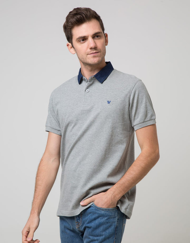 Walrus Walrus Studio Kaos Polo Polos