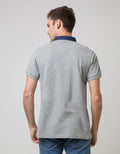 Walrus Walrus Studio Kaos Polo Polos