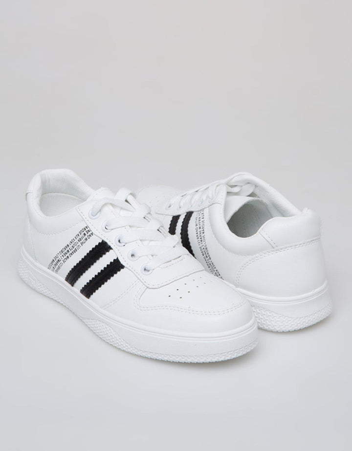 Blow Suga Sepatu Sneakers Wanita Korea Casual