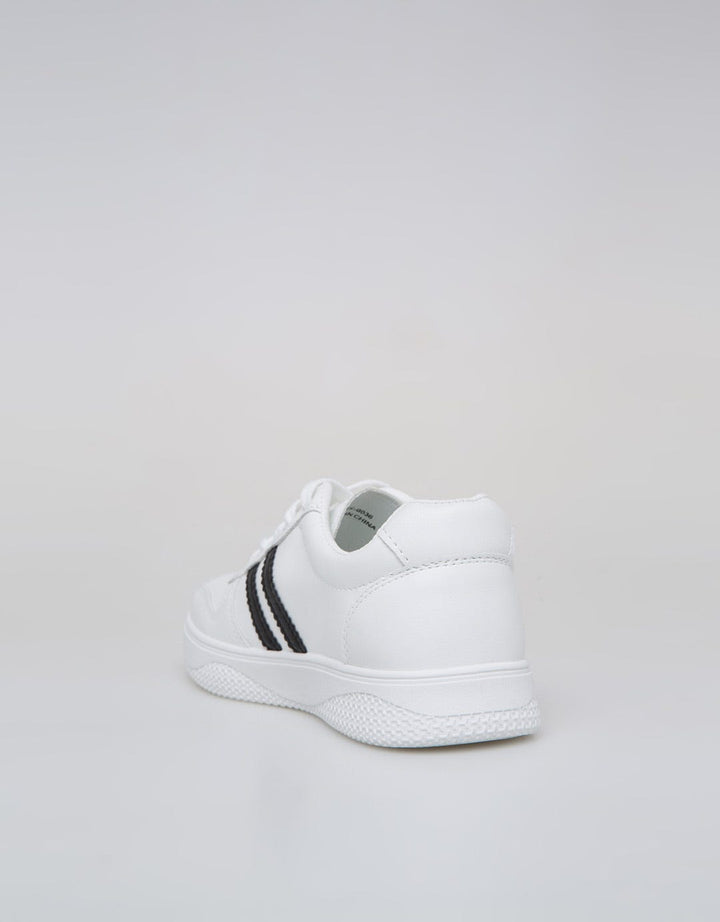 Blow Suga Sepatu Sneakers Wanita Korea Casual