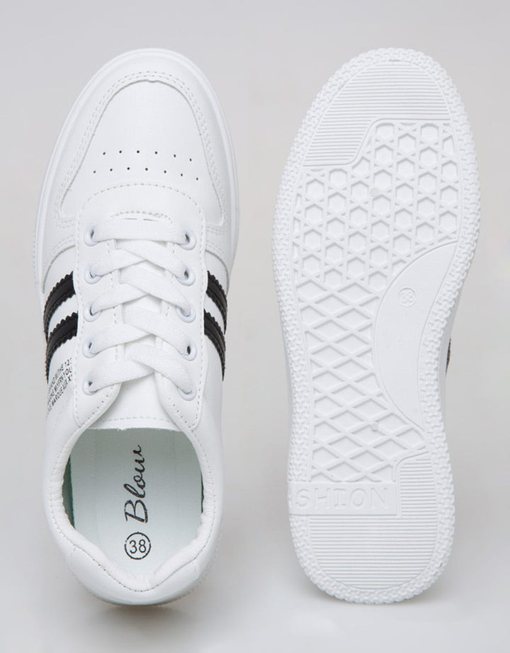 Blow Suga Sepatu Sneakers Wanita Korea Casual