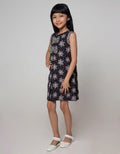Arjuna Weda Girl Bat
