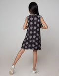 Arjuna Weda Girl Bat