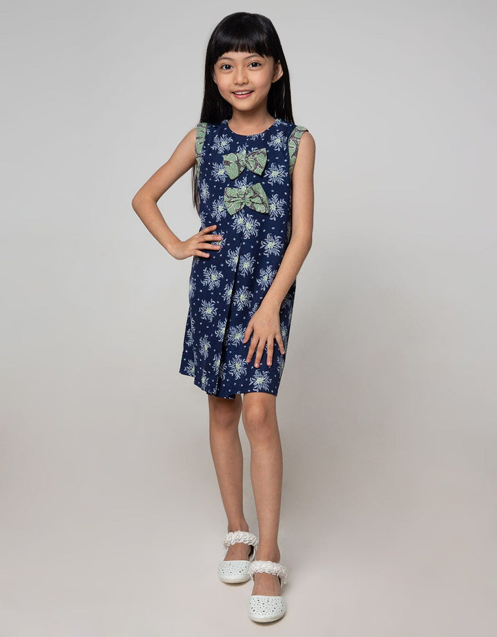 Arjuna Weda Girl Bat