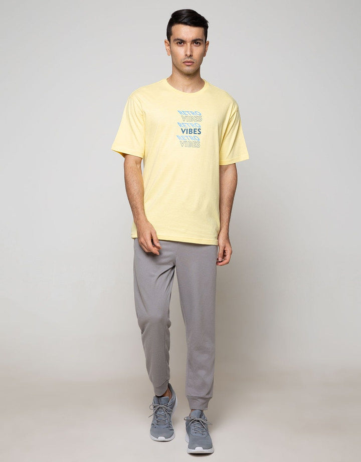 Nevada Jogger With Accesories On Pocket List
