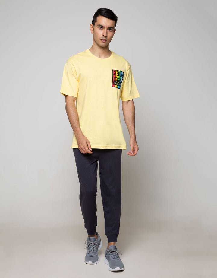 Nevada Jogger With Accesories On Pocket List