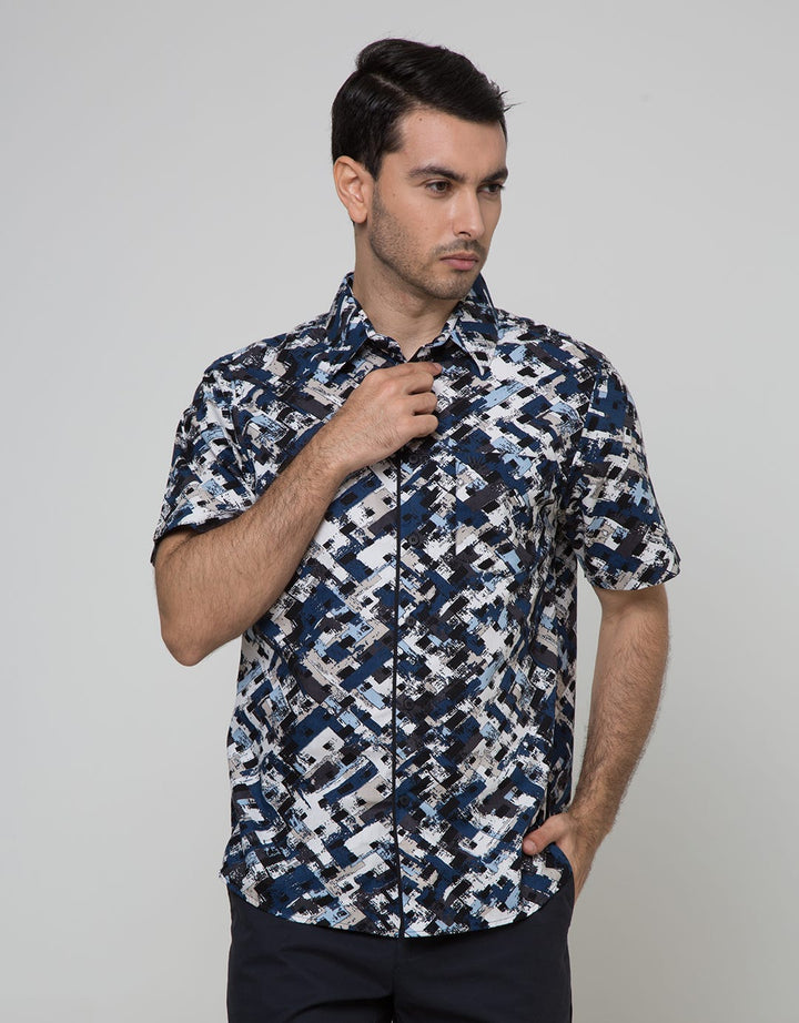 Walrus Studio Kemeja Lengan Pendek Motif Abstrak