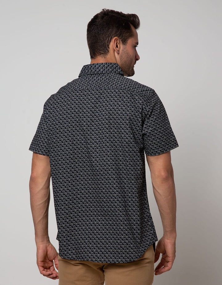 Walrus Kemeja Lengan Pendek Casual Regular Fit Studio