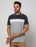 Walrus Kaos Polo Pria Motif Garis Besar