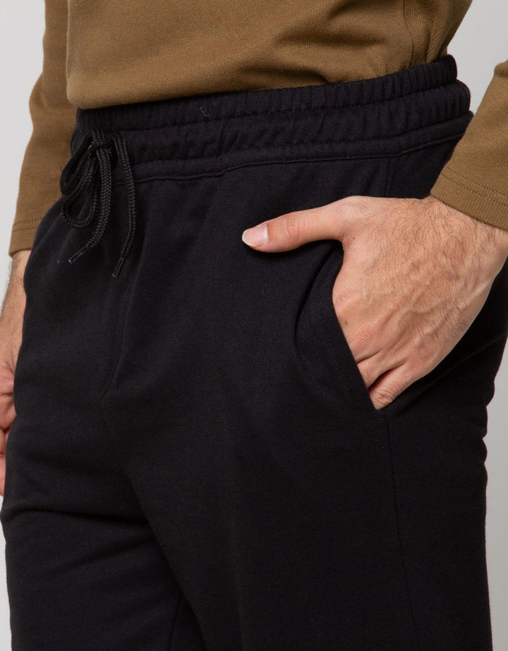 Nevada Jogger Plain With Back Pocket And Accesories