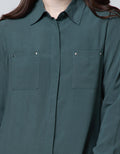 Details Long Sleeve Shirt Kemeja Rivet Trekking