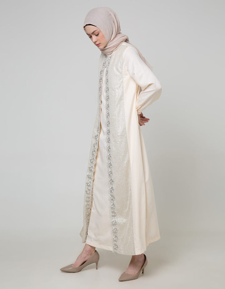Eprise Kamisha Gamis