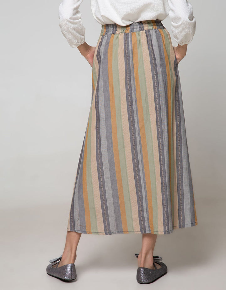 Exit Girls Dominic S