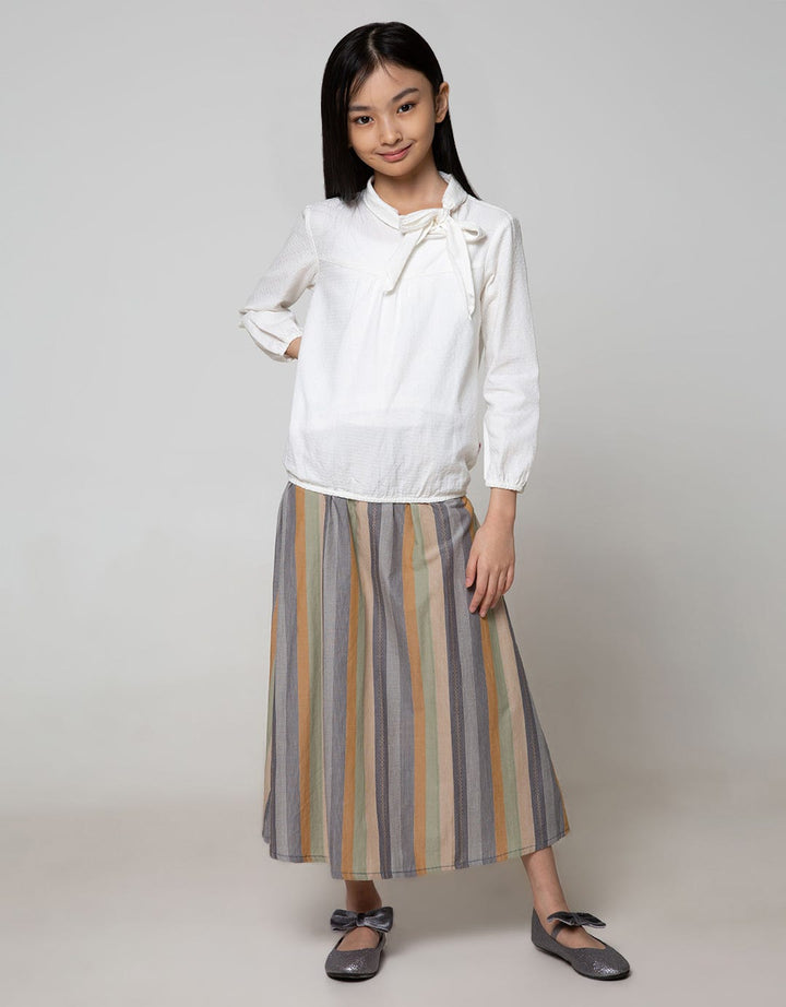 Exit Girls Dominic S