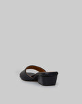 Yongki Komaladi Sepatu Hak Women
