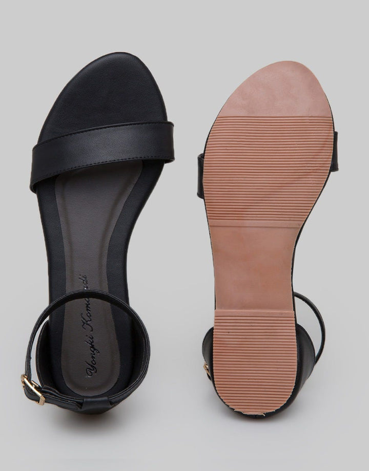 Yongki Komaladi Flipflop Sandals Women