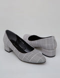 Yongki Komaladi Sepatu Hak Women