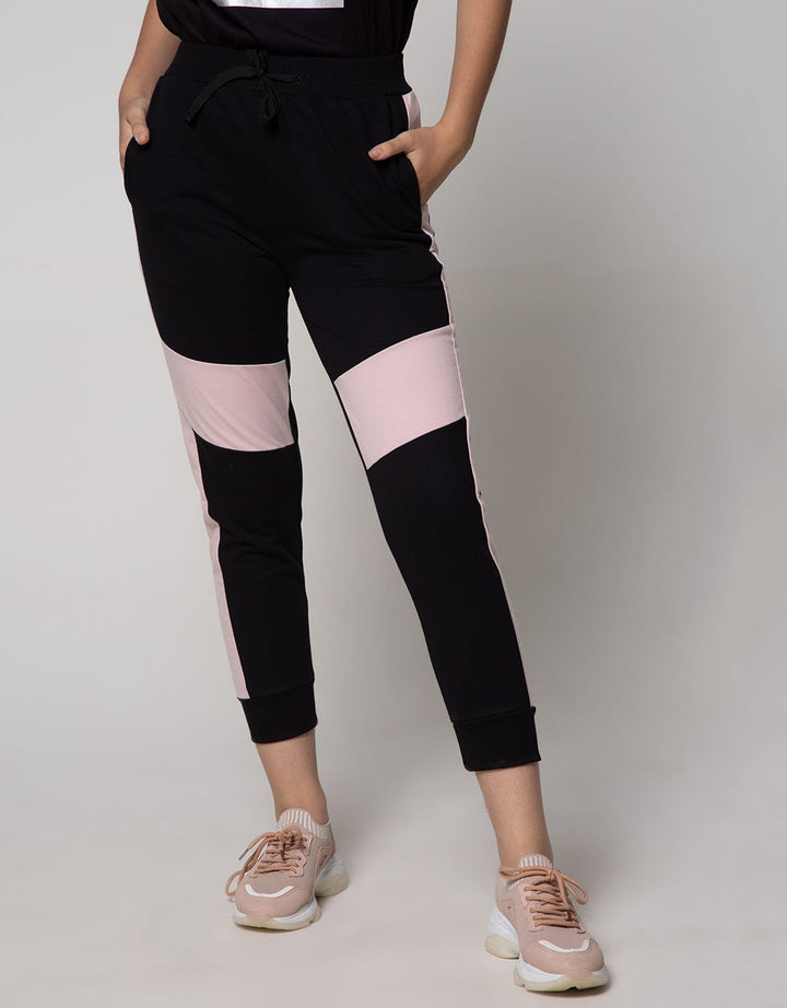 Nevada Jogger Street Style