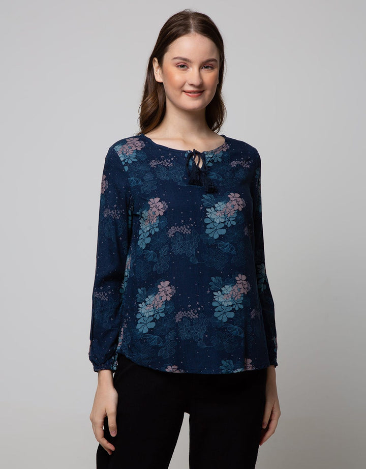 Expand Adeline Blouse