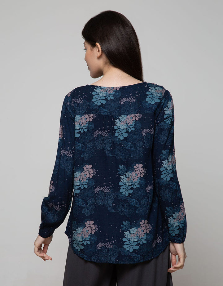 Expand Adeline Blouse