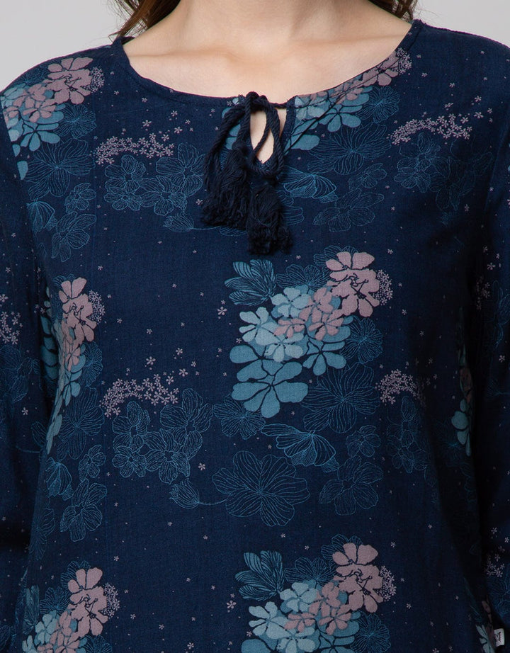 Expand Adeline Blouse