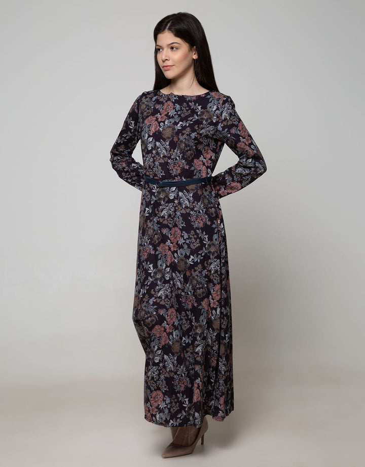 Expand Dyara Maxi Dress