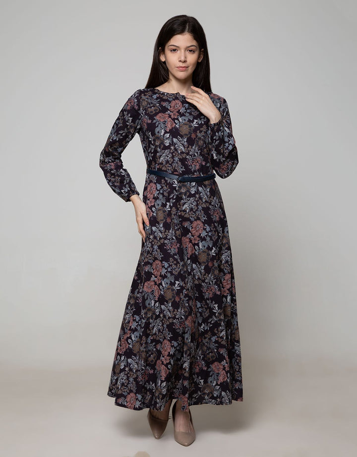 Expand Dyara Maxi Dress