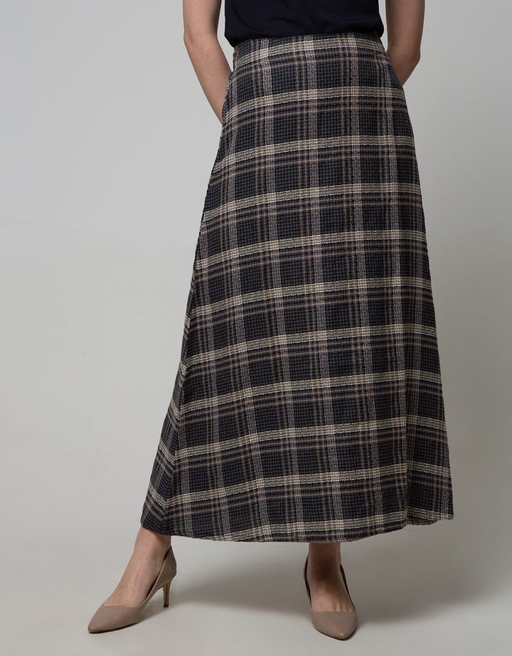 Expand Humaira Long Skirts