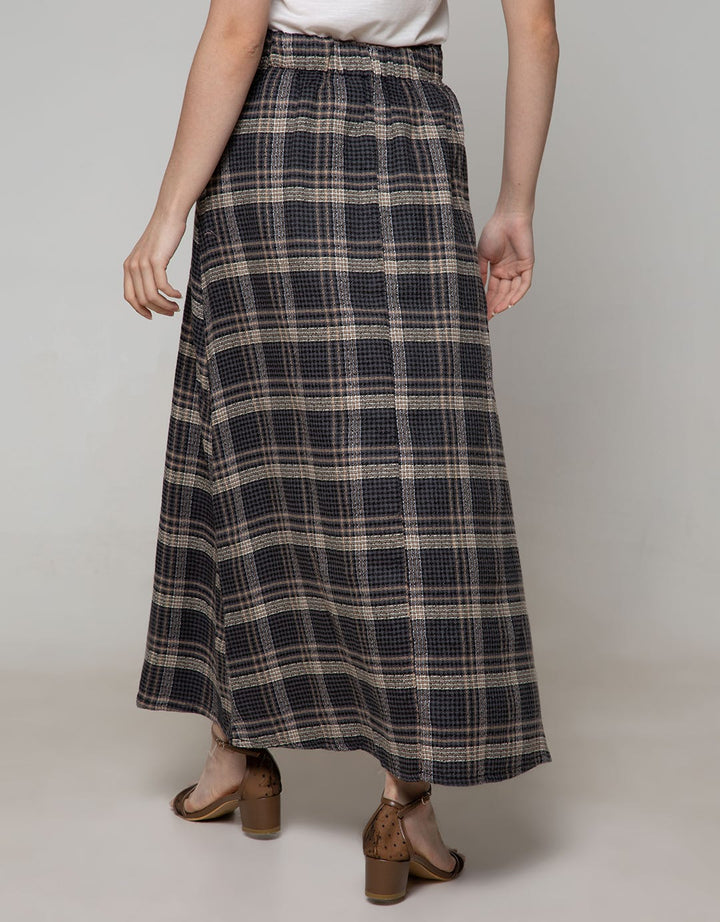 Expand Humaira Long Skirts