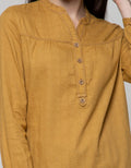Exit Syakila Sanghat Blouse