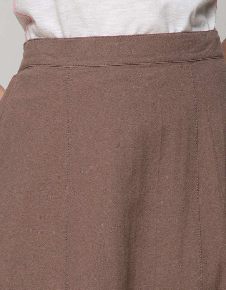 Expand Yusfa Skirts