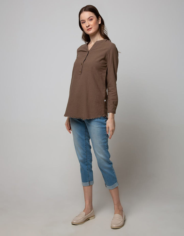 Expand Chatalla Blouse