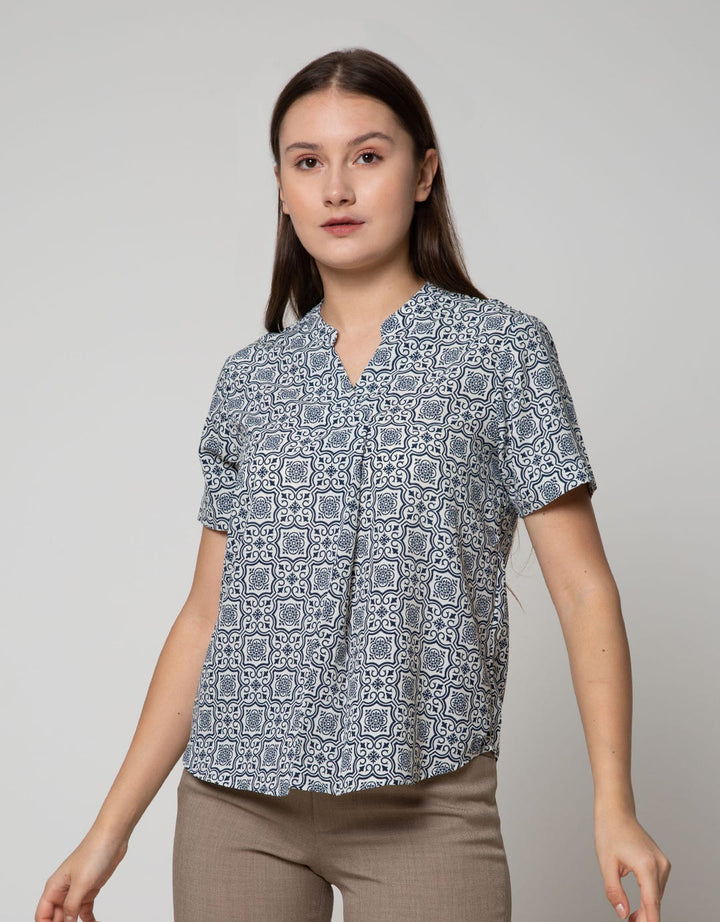 Connexion Short Sleeve Blouse Poly Print Antique Tiles