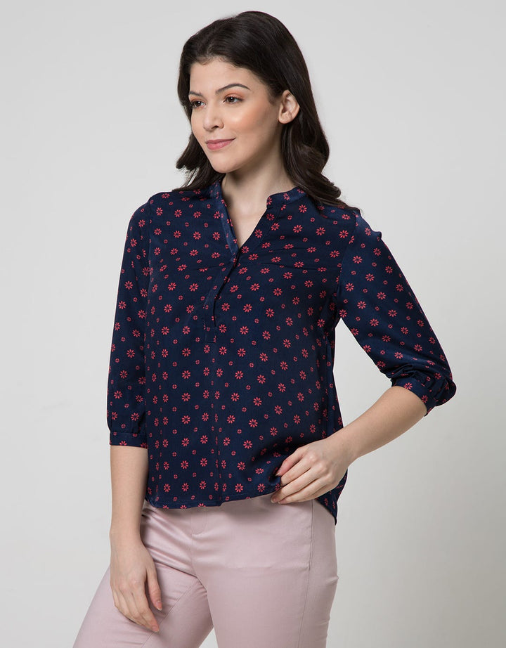 Connexion Blouse Print Matahari V-Neck Hai Collar