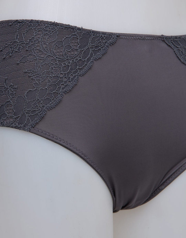 St. Yves Midi Briefs Lace
