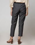 Details Capri Pants Tappered With Tie Knot On Side