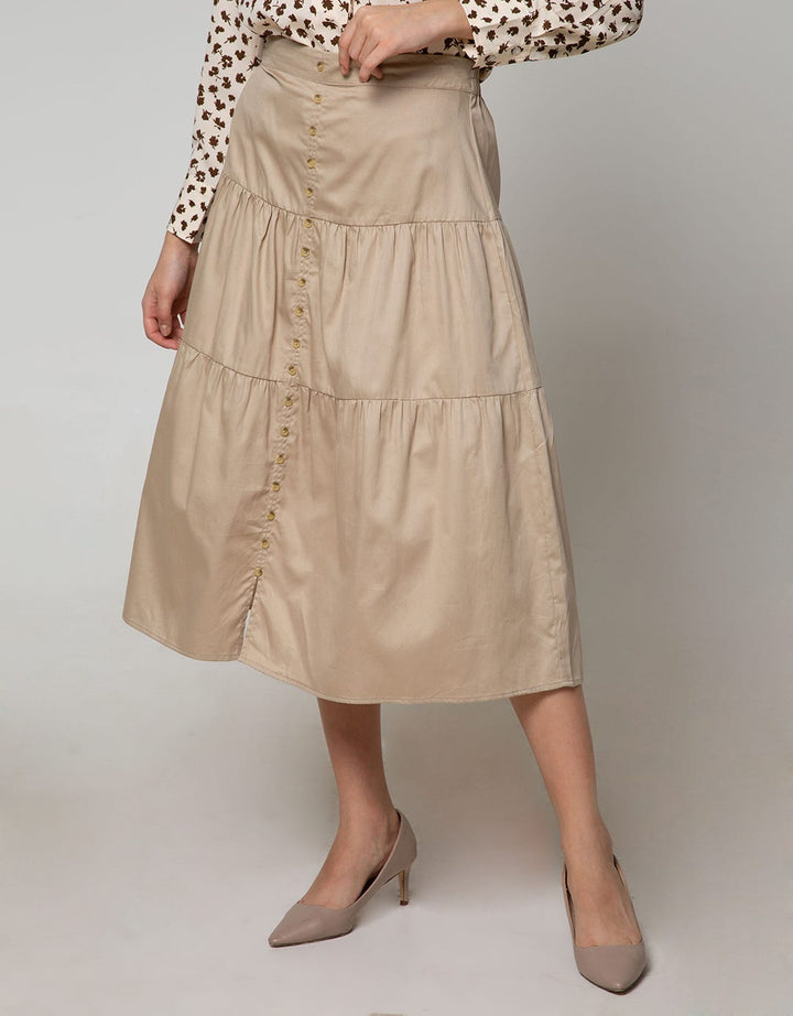 Details Maxi Skirt Layer