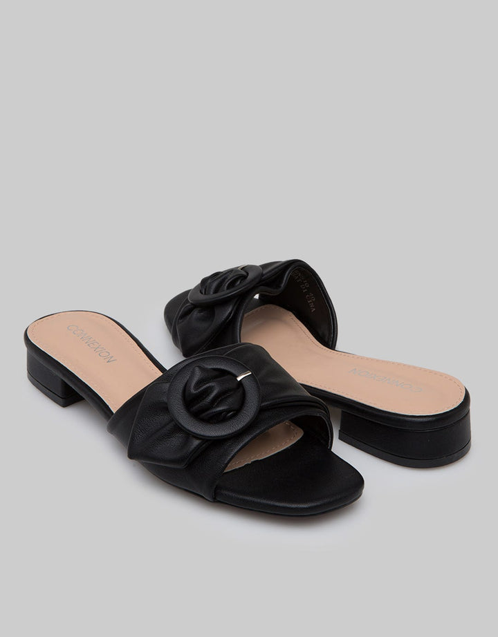 Connexion Slipper Sandals Buckle