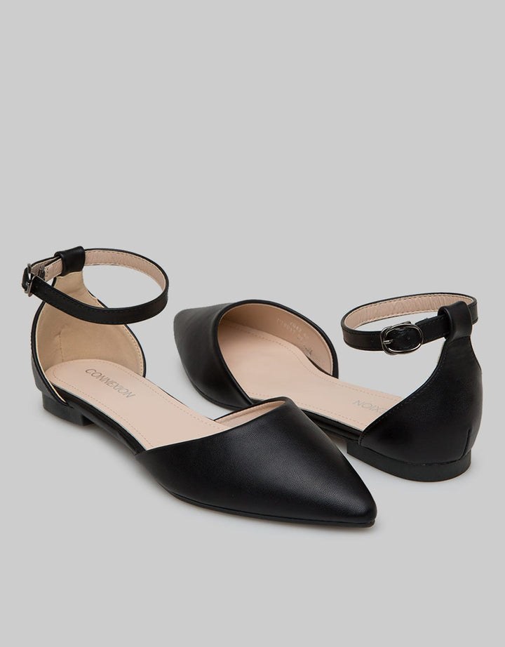 Connexion Ankle Strap Flat Shoes Woman