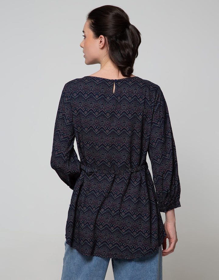 Expand Fedora Blouse