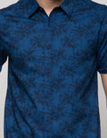 Details Short Sleeve Shirt Rayon Print
